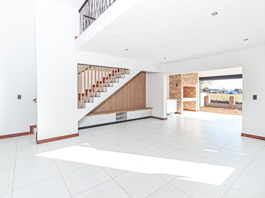 4 Bedroom Property for Sale in Landsmeer Residential Estate North West
